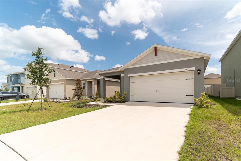 For Sale: $344,997 (3 beds, 2 baths, 1625 Square Feet)