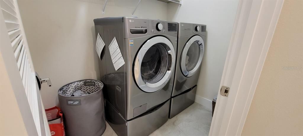 For Rent: $3,850 (4 beds, 2 baths, 2232 Square Feet)