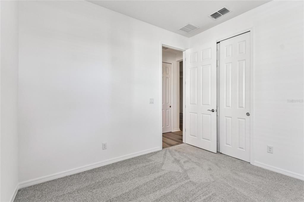 For Sale: $379,999 (2 beds, 2 baths, 1452 Square Feet)