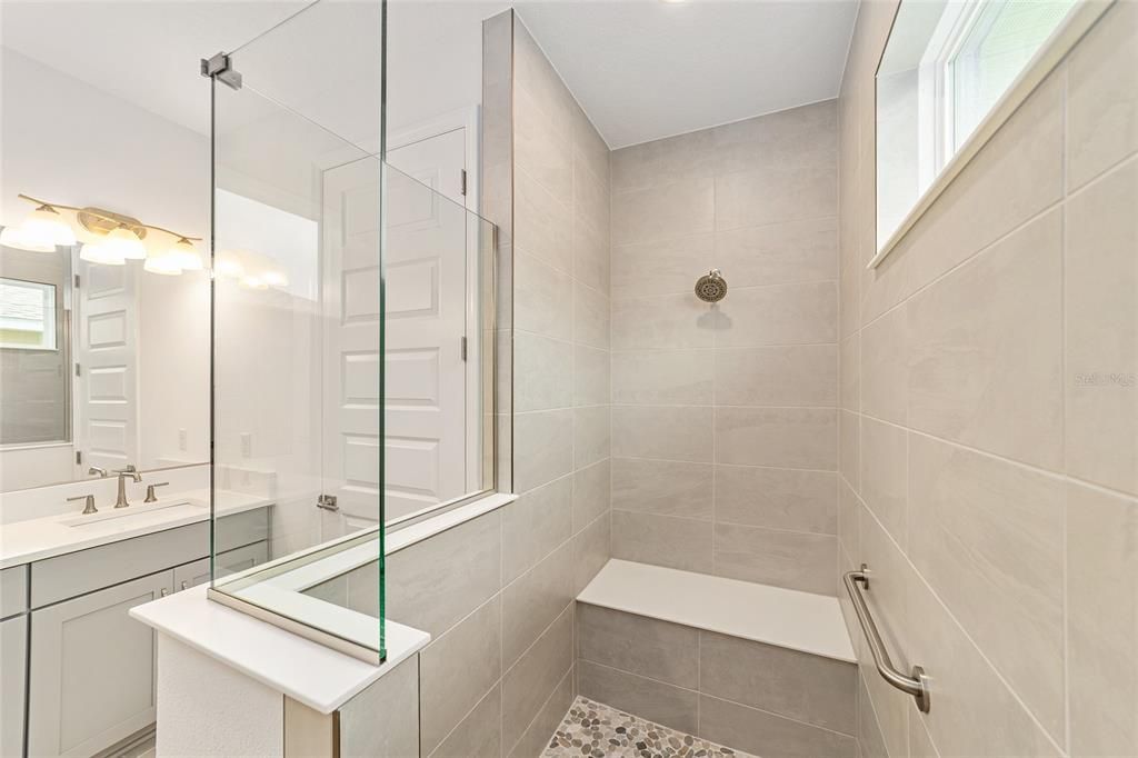 For Sale: $391,000 (2 beds, 2 baths, 2142 Square Feet)