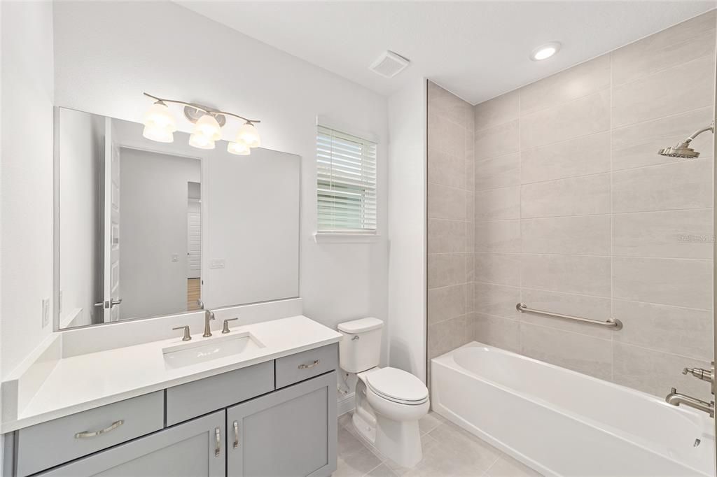 For Sale: $391,000 (2 beds, 2 baths, 2142 Square Feet)