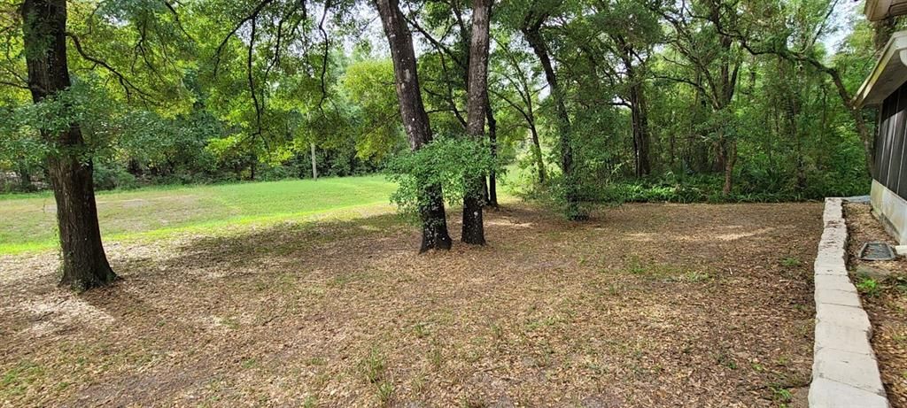 合同活跃: $178,000 (2 贝兹, 2 浴室, 1364 平方英尺)