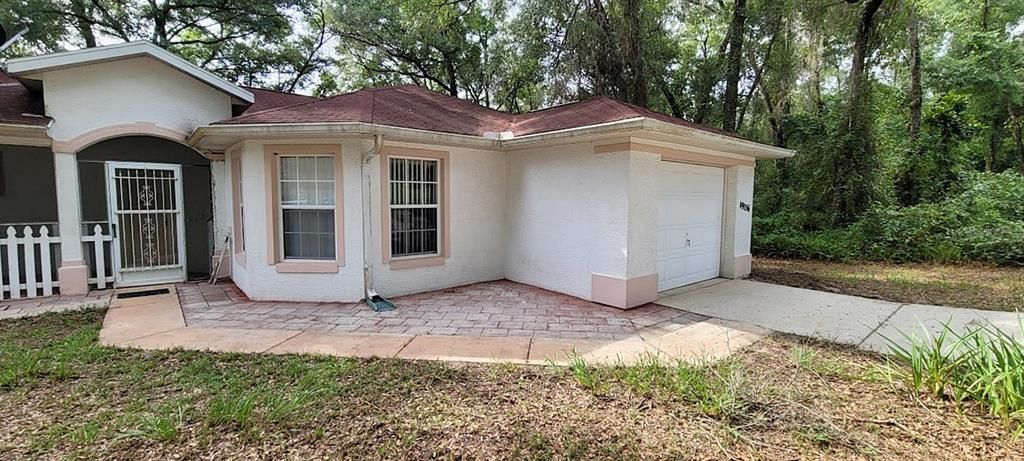 合同活跃: $178,000 (2 贝兹, 2 浴室, 1364 平方英尺)