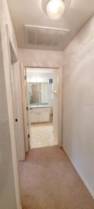 合同活跃: $178,000 (2 贝兹, 2 浴室, 1364 平方英尺)