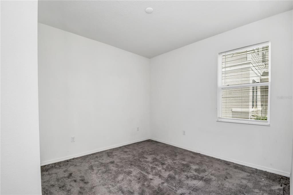 For Sale: $410,000 (4 beds, 2 baths, 2148 Square Feet)