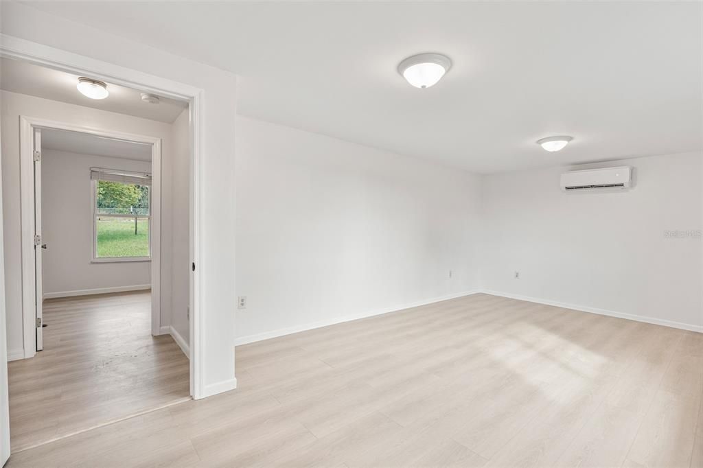 For Sale: $359,900 (4 beds, 2 baths, 1776 Square Feet)