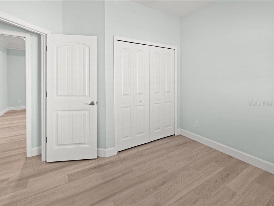 合同活跃: $444,000 (3 贝兹, 2 浴室, 2048 平方英尺)