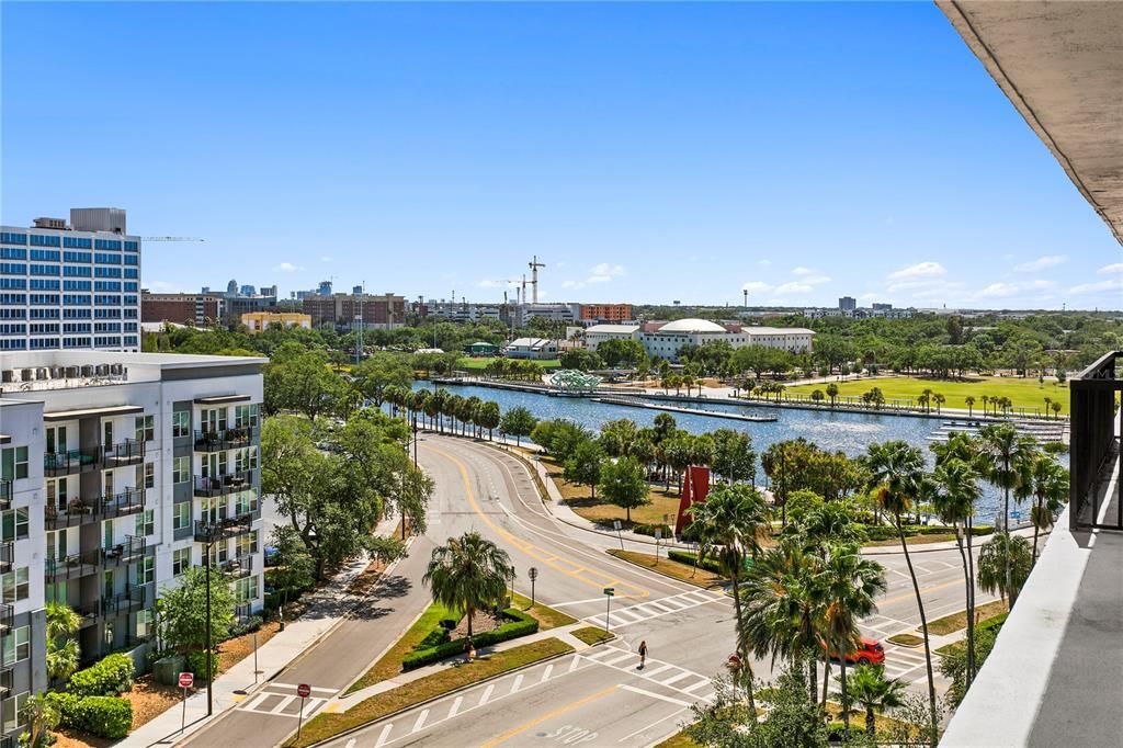 For Sale: $599,900 (3 beds, 2 baths, 1939 Square Feet)