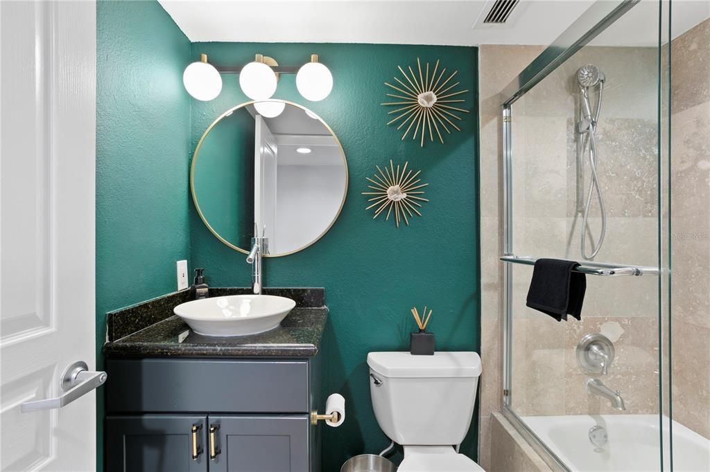 For Sale: $599,900 (3 beds, 2 baths, 1939 Square Feet)