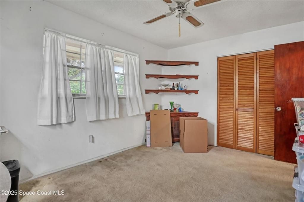 На продажу: $230,000 (3 спален, 2 ванн, 1119 Квадратных фут)