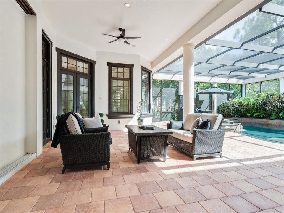 For Sale: $4,110,000 (4 beds, 4 baths, 5431 Square Feet)