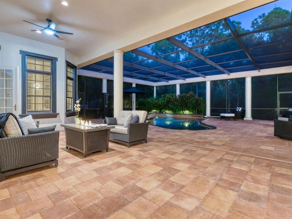 For Sale: $4,110,000 (4 beds, 4 baths, 5431 Square Feet)