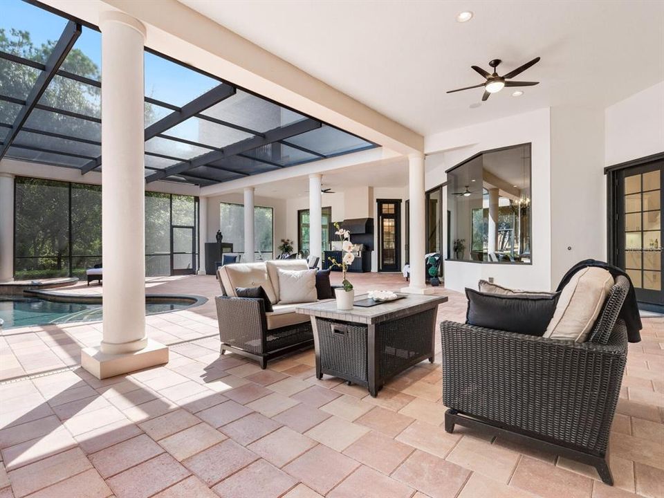 For Sale: $4,110,000 (4 beds, 4 baths, 5431 Square Feet)