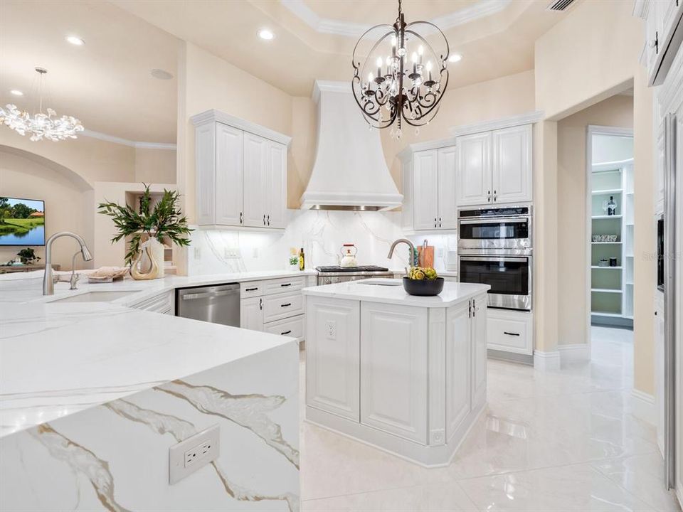 For Sale: $4,110,000 (4 beds, 4 baths, 5431 Square Feet)