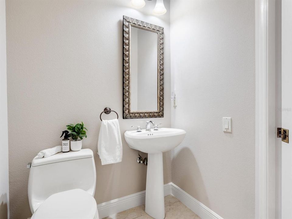 For Sale: $4,110,000 (4 beds, 4 baths, 5431 Square Feet)