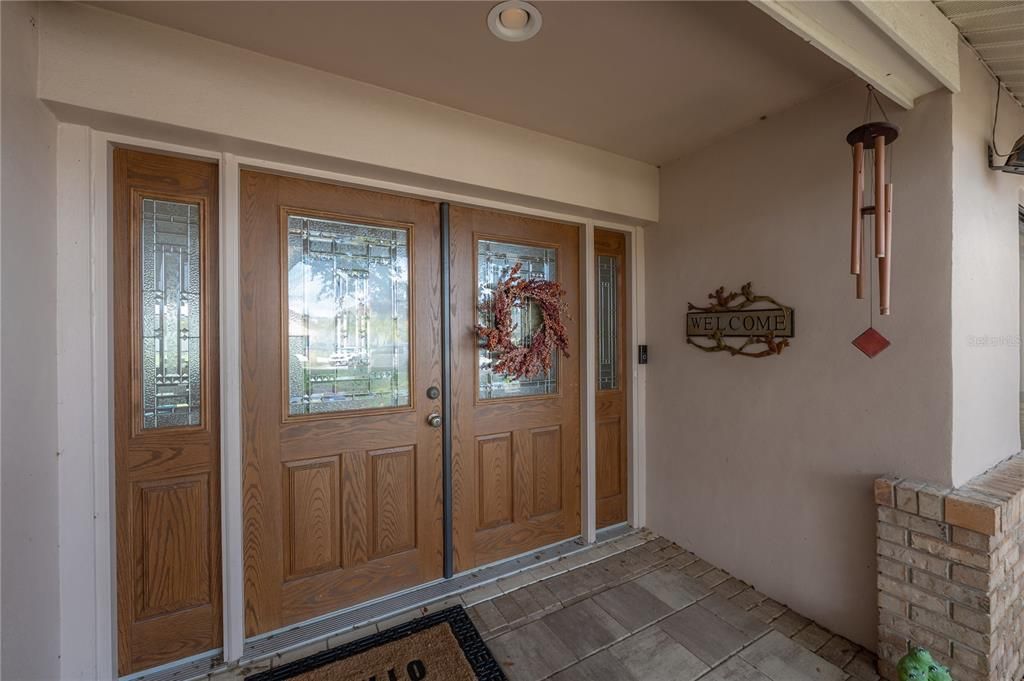 合同活跃: $725,000 (4 贝兹, 3 浴室, 3640 平方英尺)