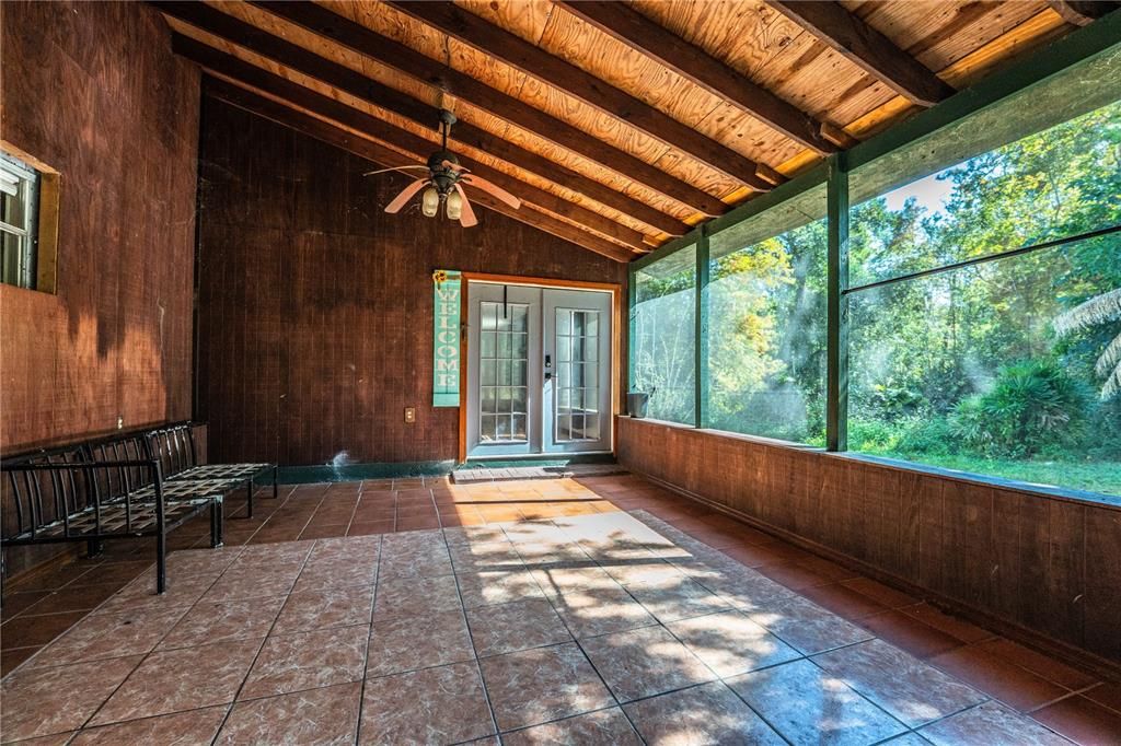 For Sale: $389,900 (4 beds, 2 baths, 2062 Square Feet)