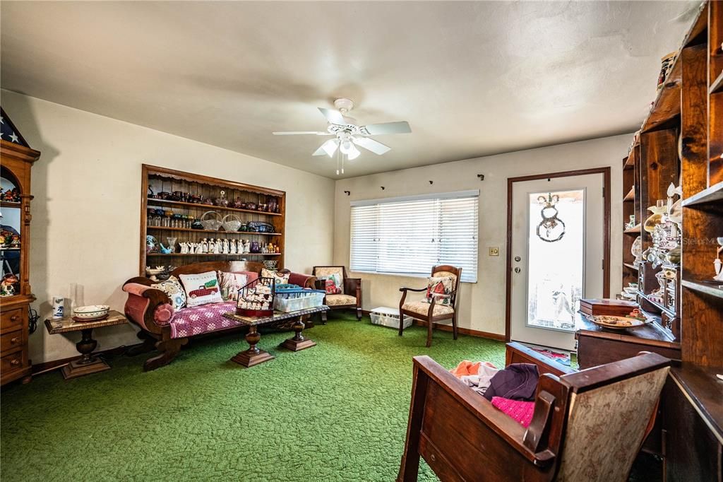 For Sale: $389,900 (4 beds, 2 baths, 2062 Square Feet)