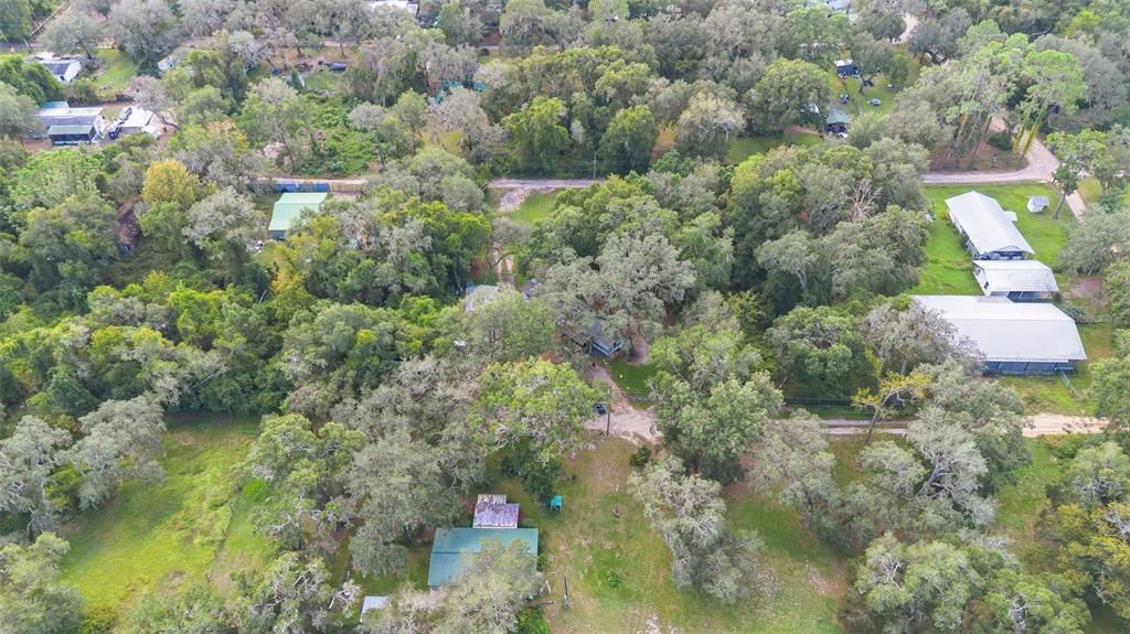 На продажу: $139,998 (3 спален, 2 ванн, 784 Квадратных фут)