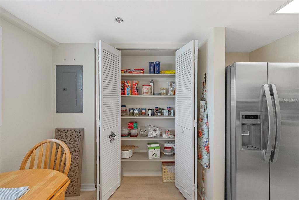 Activo con contrato: $234,900 (2 camas, 2 baños, 1185 Pies cuadrados)