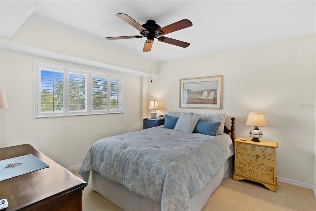 Activo con contrato: $234,900 (2 camas, 2 baños, 1185 Pies cuadrados)