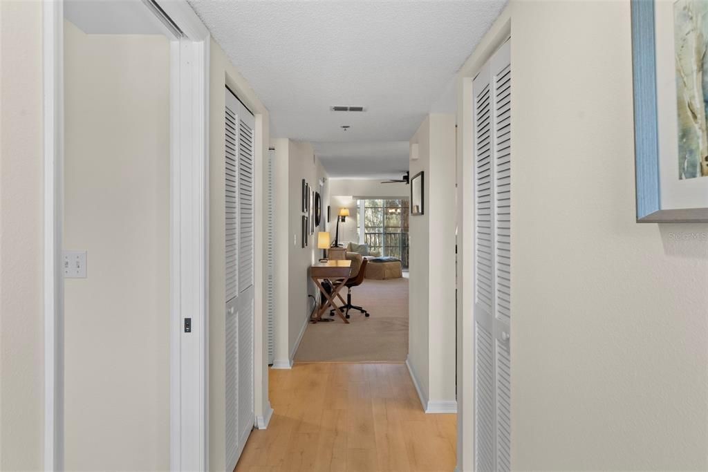 Activo con contrato: $234,900 (2 camas, 2 baños, 1185 Pies cuadrados)