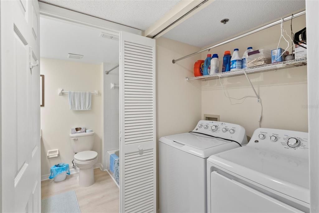 Activo con contrato: $234,900 (2 camas, 2 baños, 1185 Pies cuadrados)