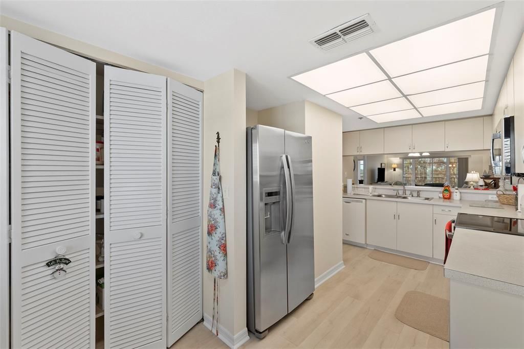 Activo con contrato: $234,900 (2 camas, 2 baños, 1185 Pies cuadrados)