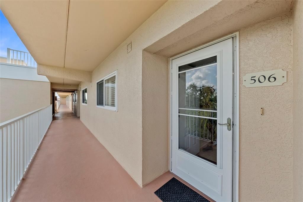 Activo con contrato: $234,900 (2 camas, 2 baños, 1185 Pies cuadrados)