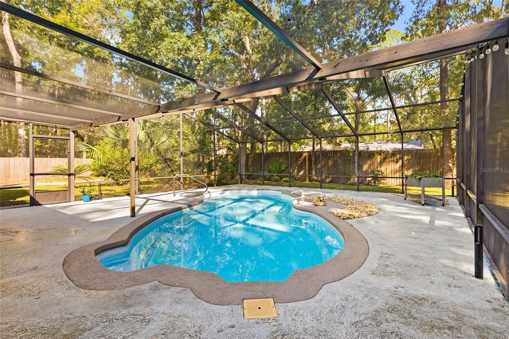 Active With Contract: $449,900 (3 beds, 2 baths, 1862 Square Feet)