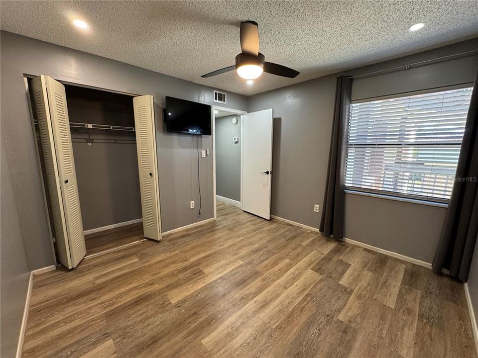 For Rent: $1,650 (2 beds, 2 baths, 914 Square Feet)