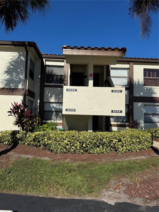 For Rent: $1,650 (2 beds, 2 baths, 914 Square Feet)