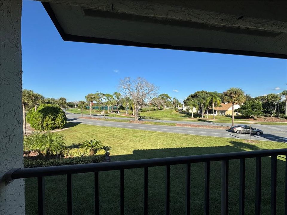 For Rent: $1,650 (2 beds, 2 baths, 914 Square Feet)