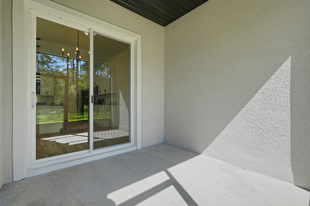 待售: $650,000 (6 贝兹, 0 浴室, 4170 平方英尺)