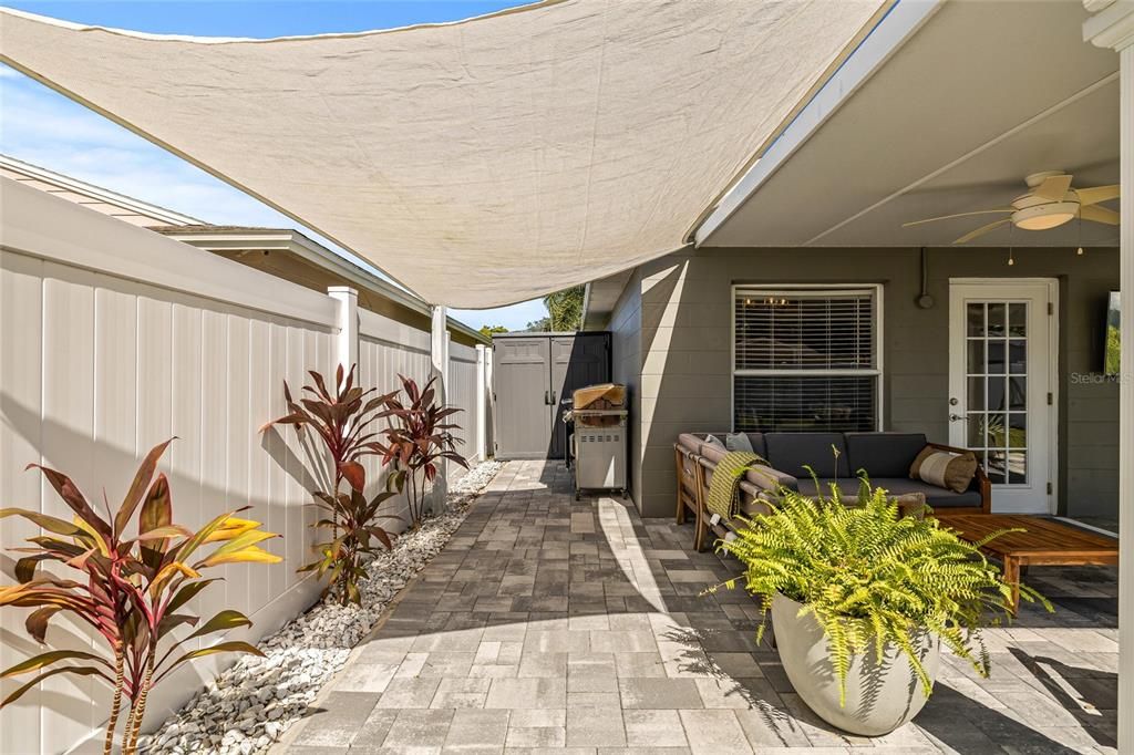 Active With Contract: $485,000 (3 beds, 2 baths, 1238 Square Feet)