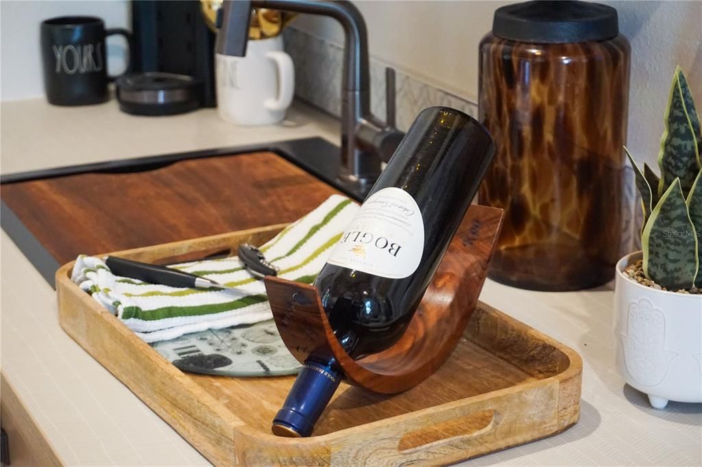 出租: $3,800 (2 贝兹, 1 浴室, 1168 平方英尺)