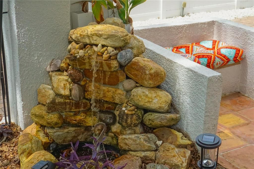 出租: $3,800 (2 贝兹, 1 浴室, 1168 平方英尺)