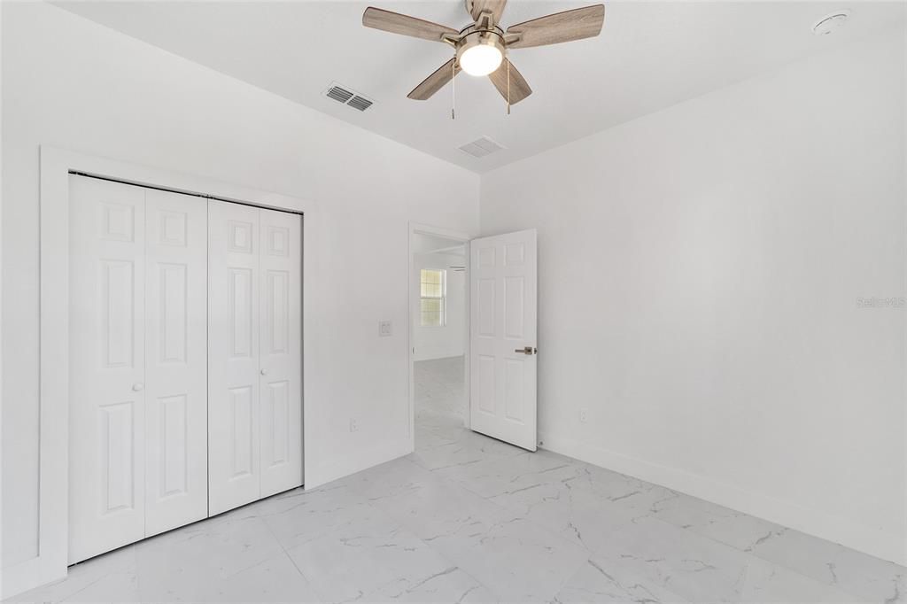 For Sale: $269,900 (3 beds, 2 baths, 1251 Square Feet)