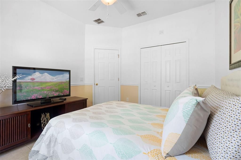 For Sale: $459,900 (4 beds, 3 baths, 2341 Square Feet)