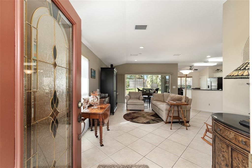 Active With Contract: $259,999 (2 beds, 2 baths, 1346 Square Feet)