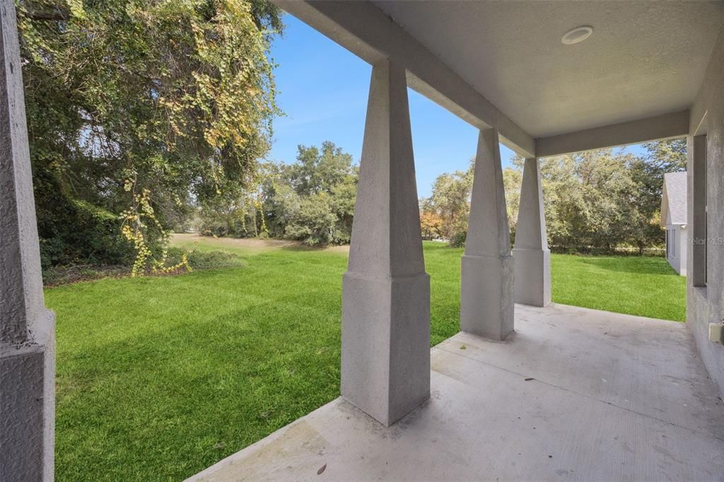 For Sale: $295,000 (4 beds, 2 baths, 1617 Square Feet)