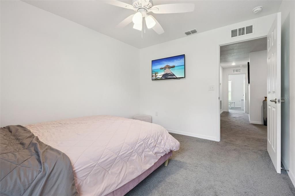 For Sale: $295,000 (4 beds, 2 baths, 1617 Square Feet)