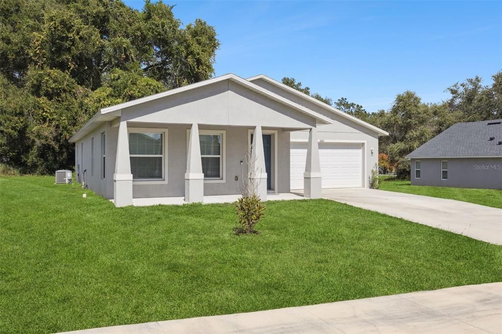 For Sale: $295,000 (4 beds, 2 baths, 1617 Square Feet)