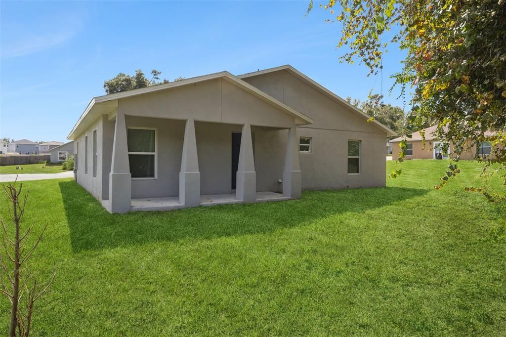 For Sale: $295,000 (4 beds, 2 baths, 1617 Square Feet)