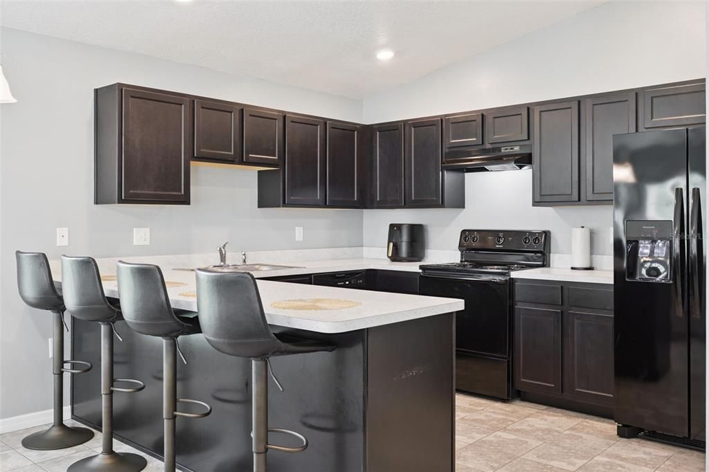 For Sale: $295,000 (4 beds, 2 baths, 1617 Square Feet)