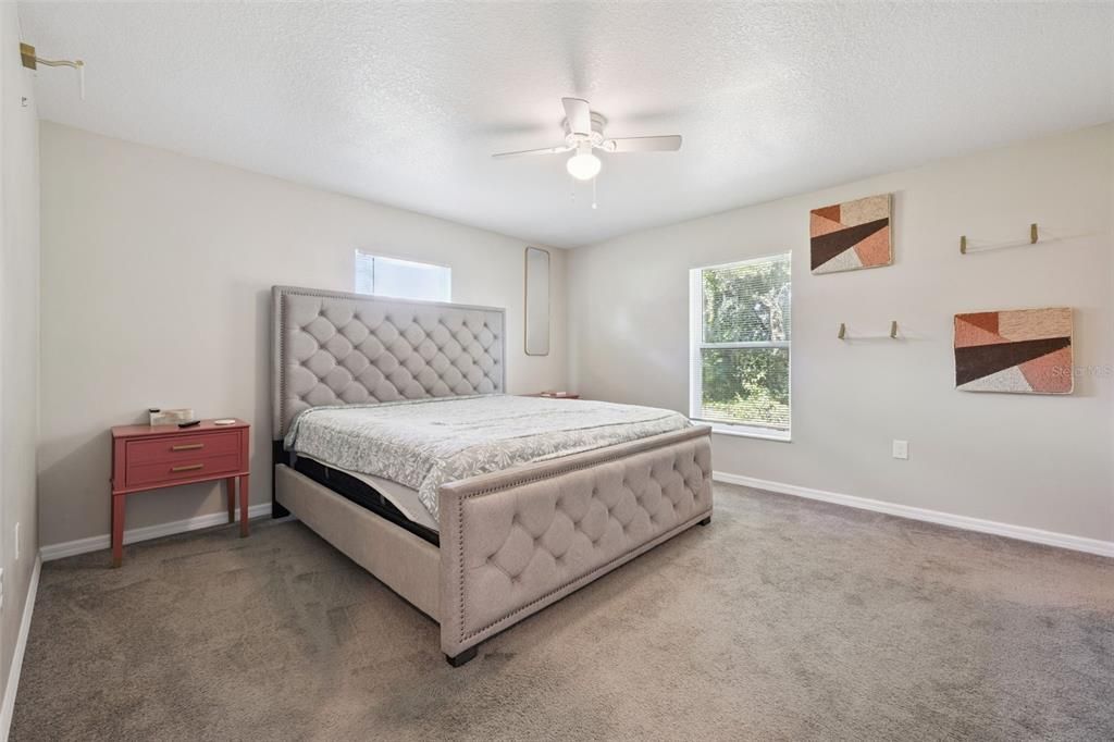 For Sale: $295,000 (4 beds, 2 baths, 1617 Square Feet)