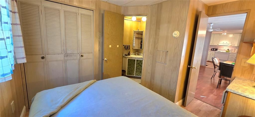 En Venta: $69,900 (2 camas, 2 baños, 832 Pies cuadrados)