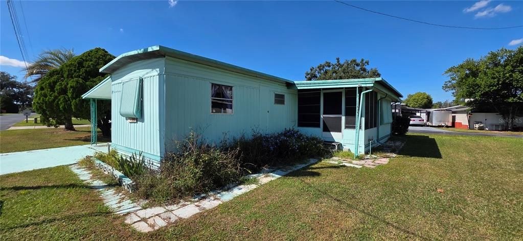 En Venta: $69,900 (2 camas, 2 baños, 832 Pies cuadrados)