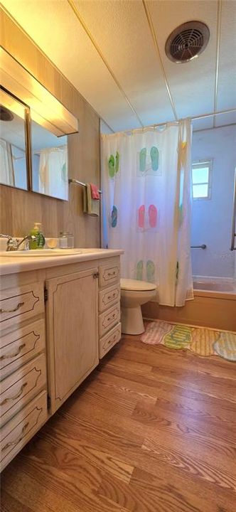 En Venta: $69,900 (2 camas, 2 baños, 832 Pies cuadrados)