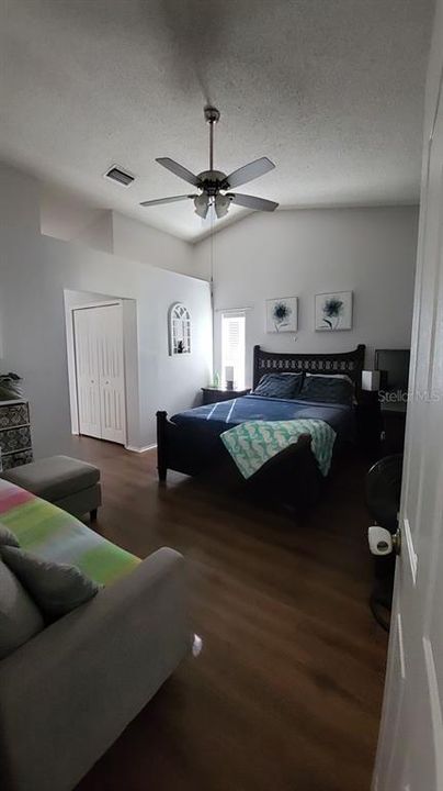 For Sale: $335,000 (3 beds, 2 baths, 1542 Square Feet)